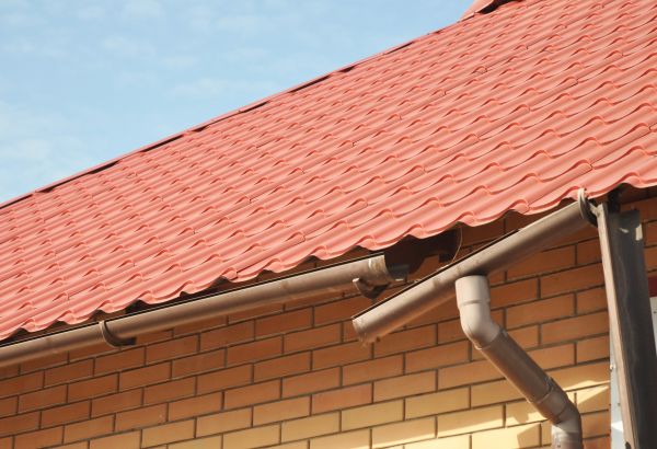 Cost of Loose Gutter Repair in San Francisco