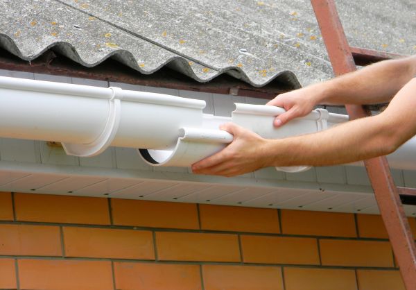 Cost of Gutter Hanging in San Francisco